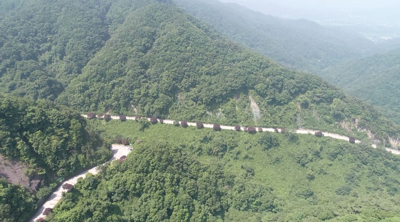 국내 첫 산악열차 지리산에.. 총 13KM구축