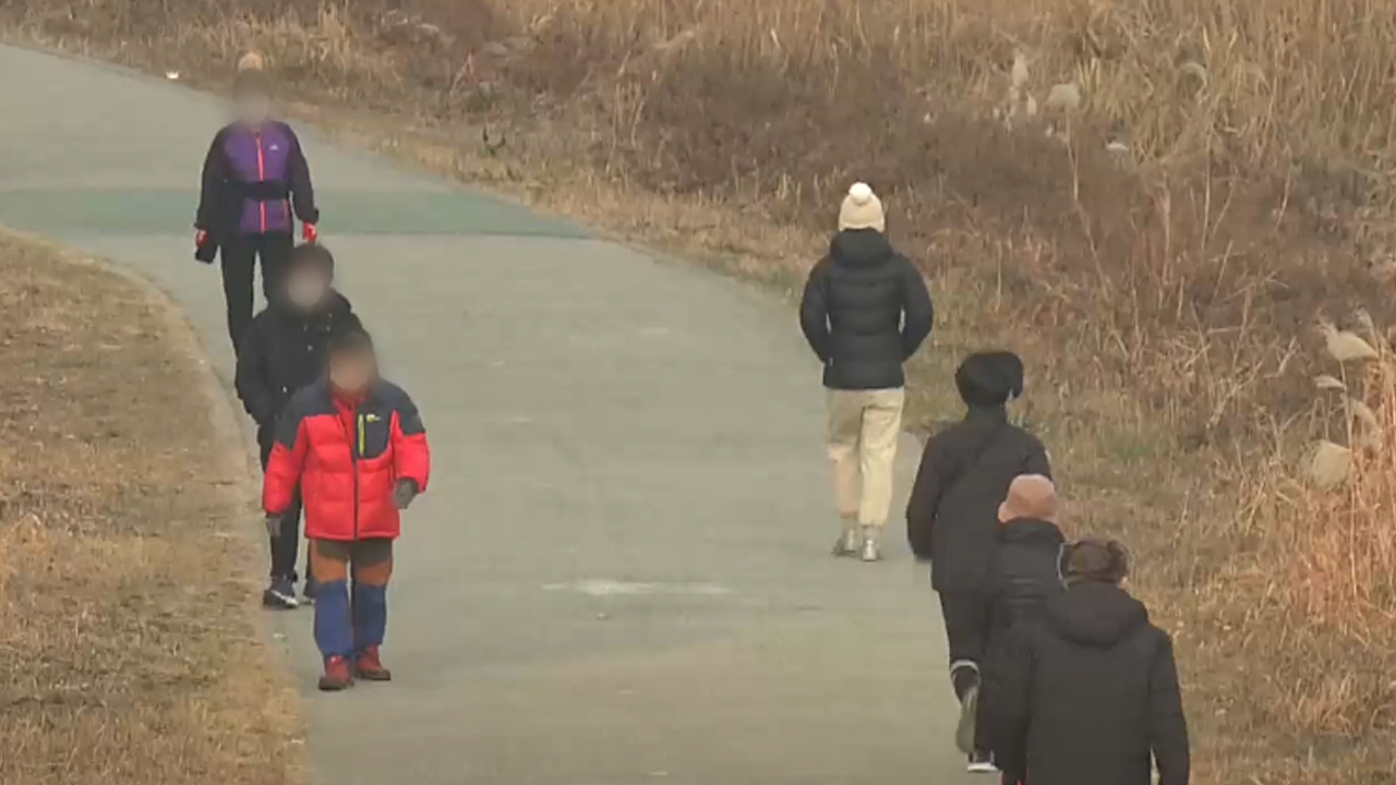 구름 많고 흐린 오후..낮 최고기온 12~15도