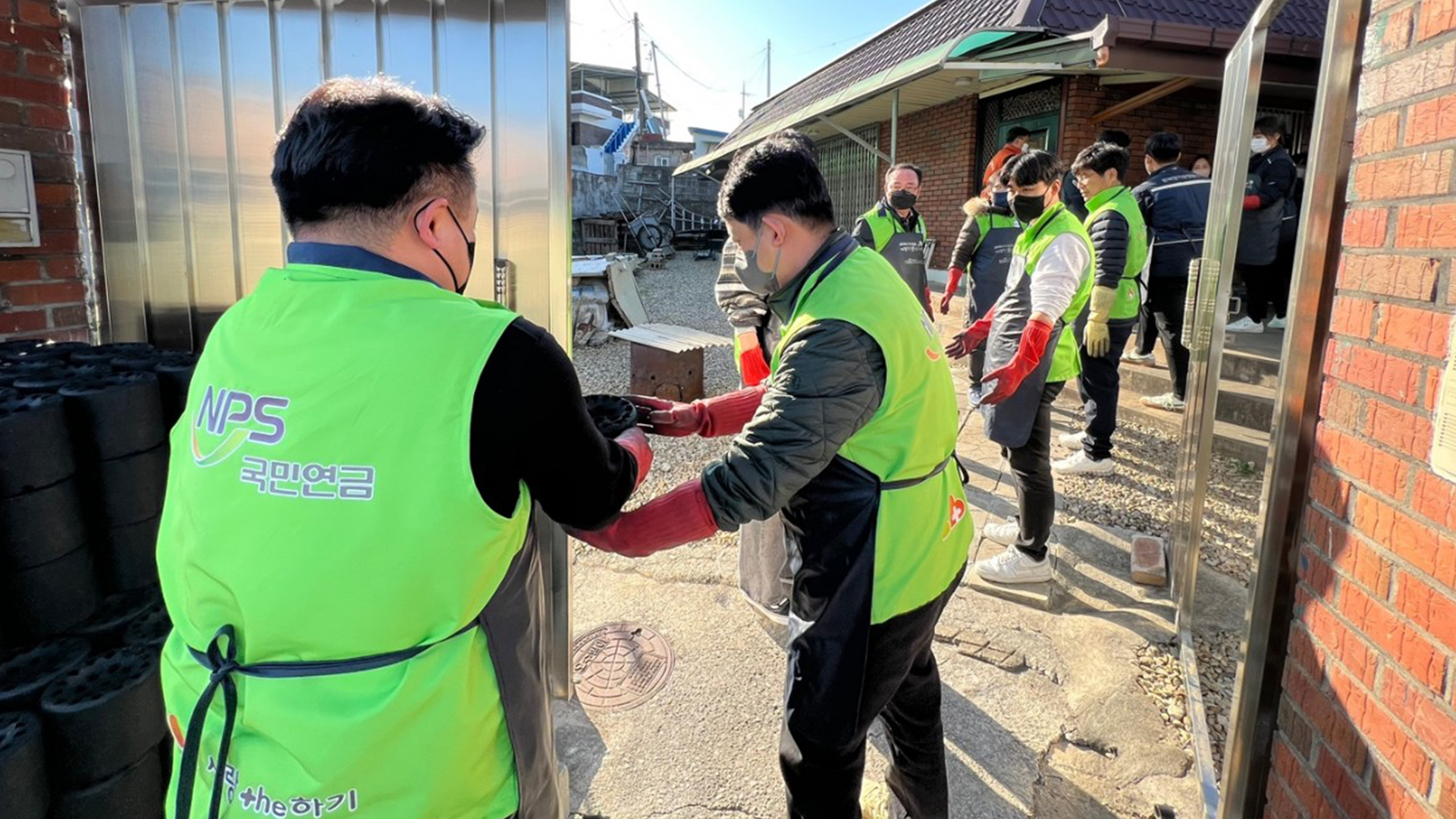 연금공단·국토정보공사·전기안전공사, 사랑의 연탄·김장 나눔 행사