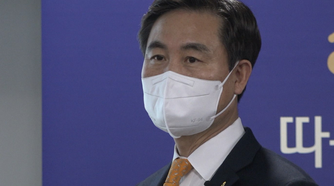 전북대 김동원 전 총장, 예외조항 근거 연구교수 선정 논란