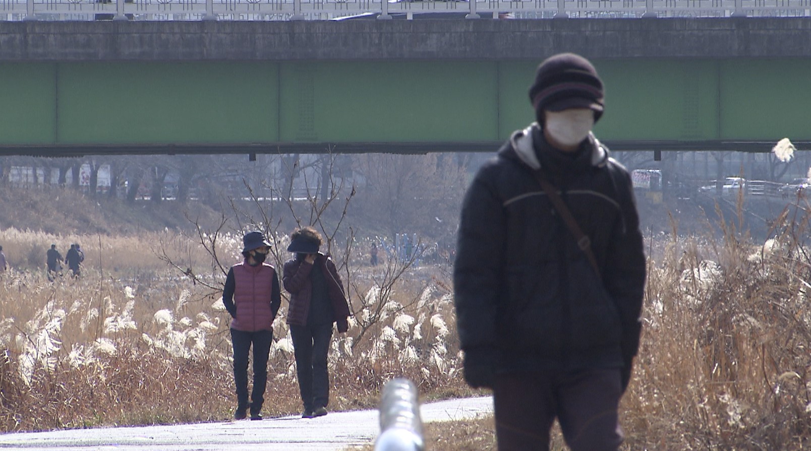 낮 기온 7~10도.. 주말 내내 '포근'