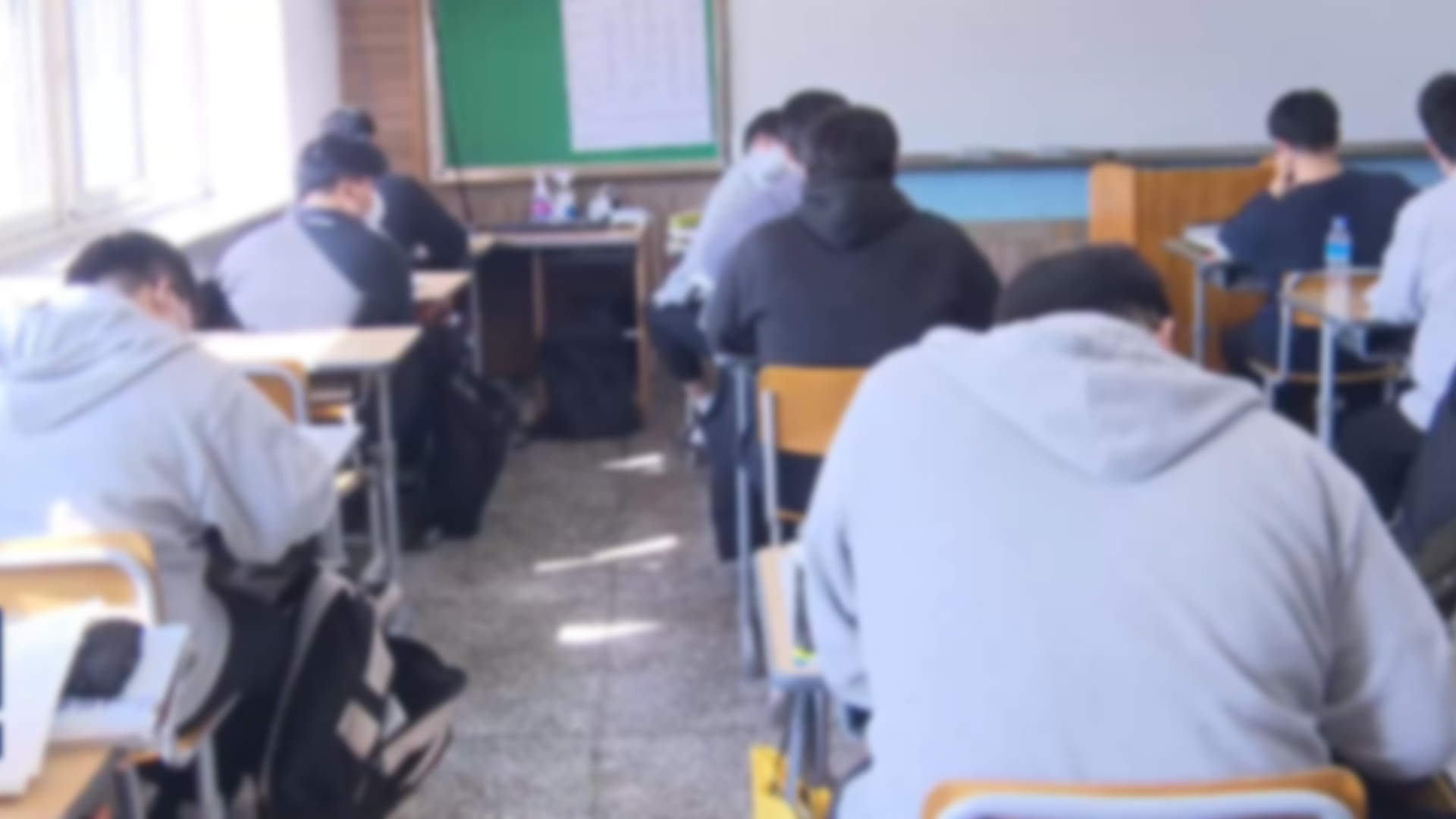 김제 지역 학교에 진학한 지역 출신 학생에게 격려금 지급