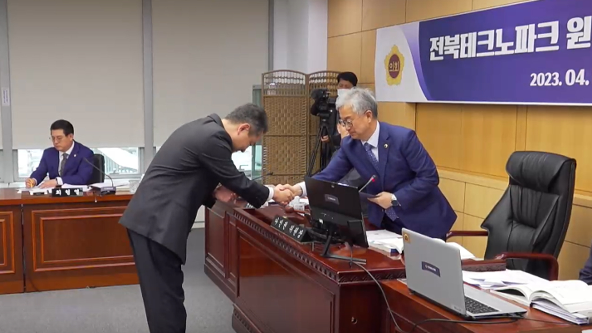 전북테크노파크 원장 인사청문회..'타지역 이중 지원' 등 도마