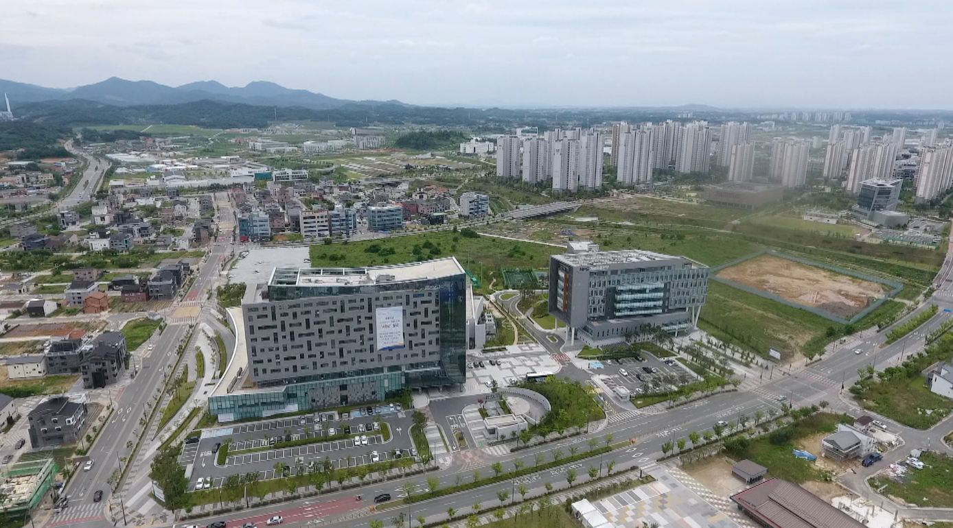 '금융중심지 공약'..전북은 배제, 부산만 챙겨?