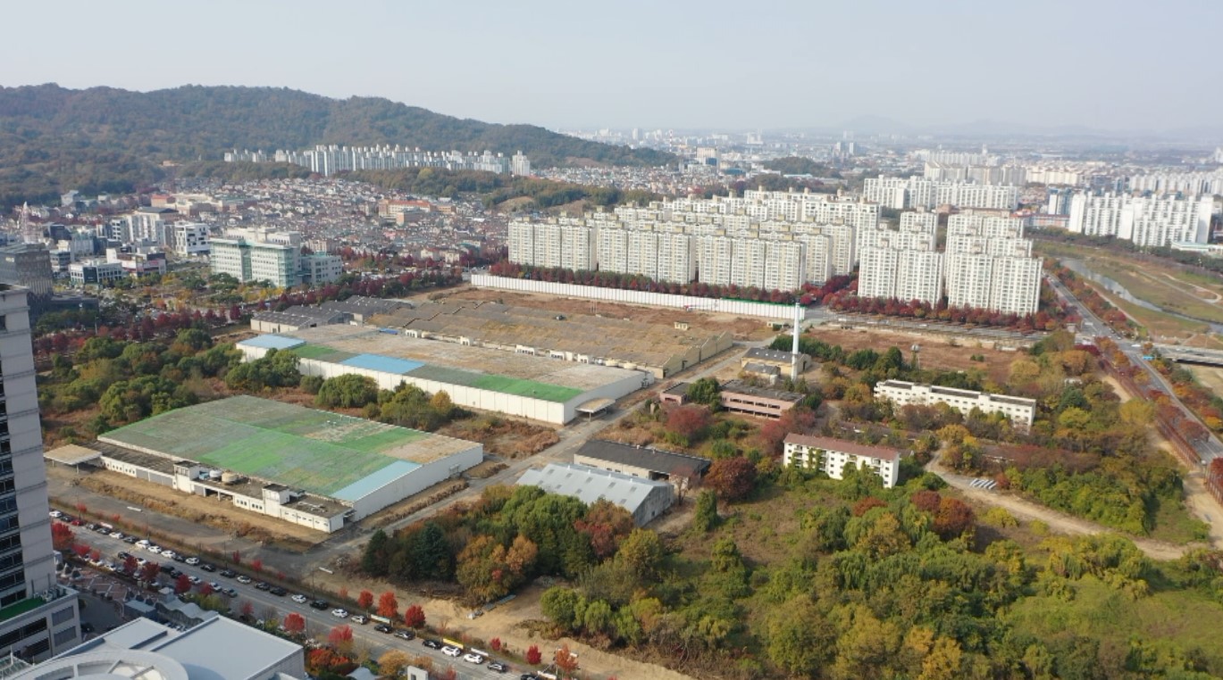 옛 대한방직 철거, 여름 전 착공 허가 방침 