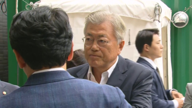 문 전 대통령, 이재명 병문안.. 