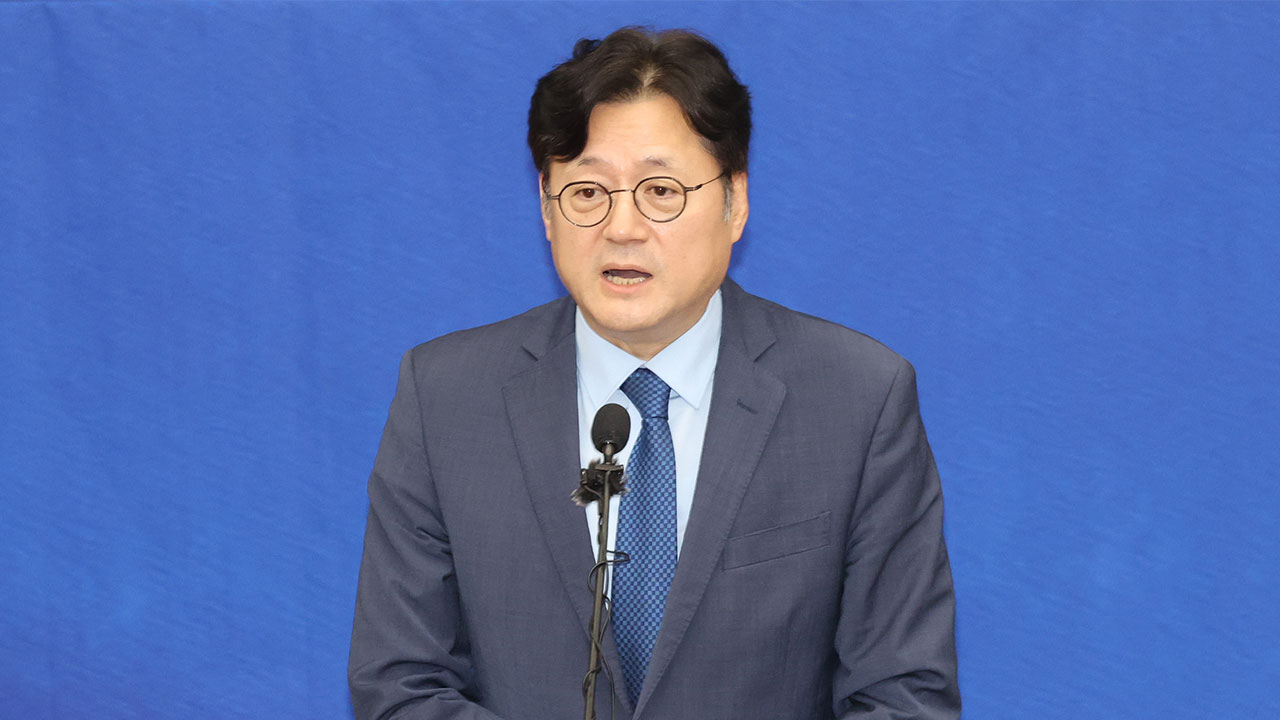 민주당, 새 원내대표에 홍익표 선출.. 