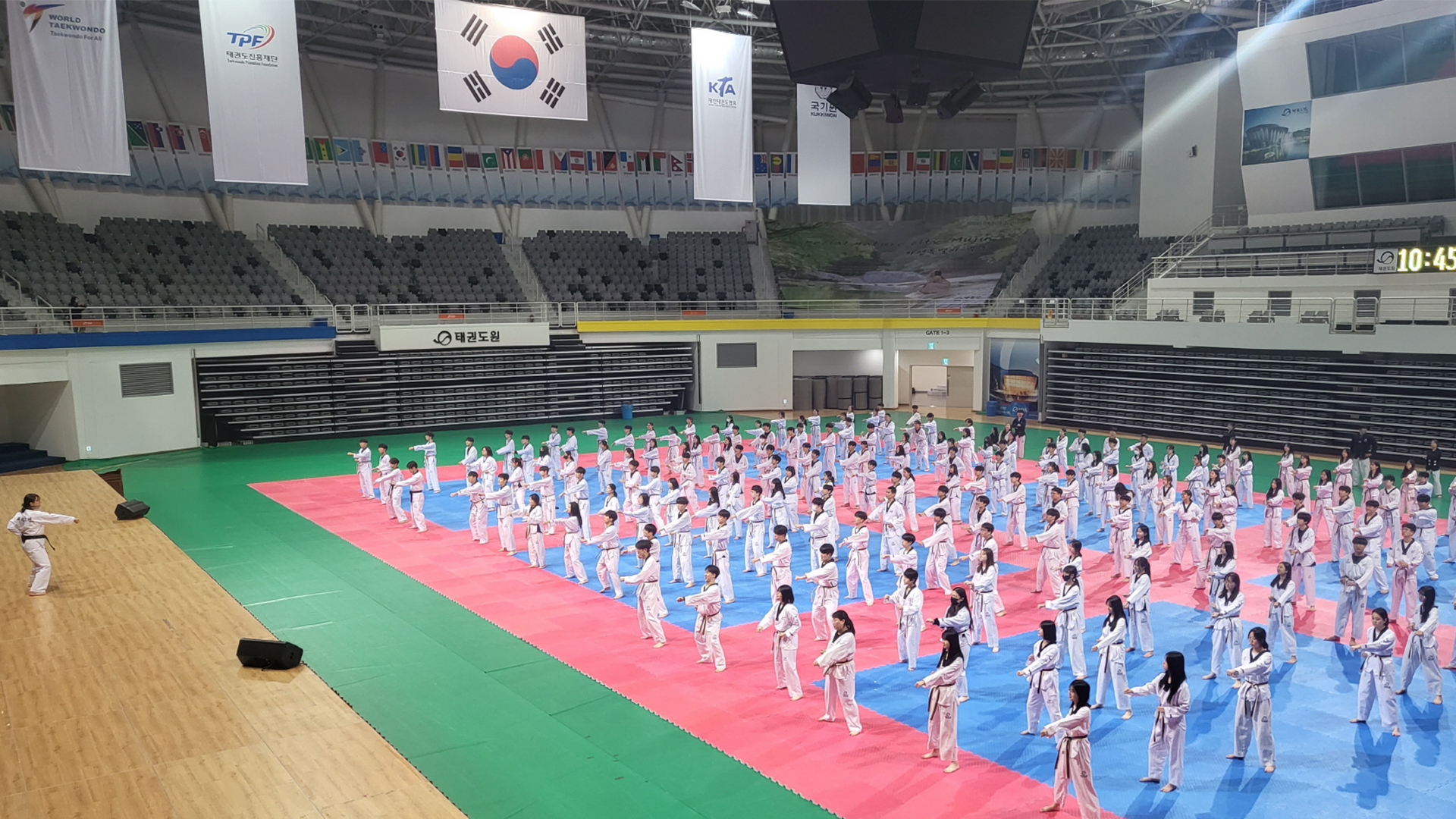 태권도원 매출 50억 돌파.. 방문객도 코로나 이전 회복