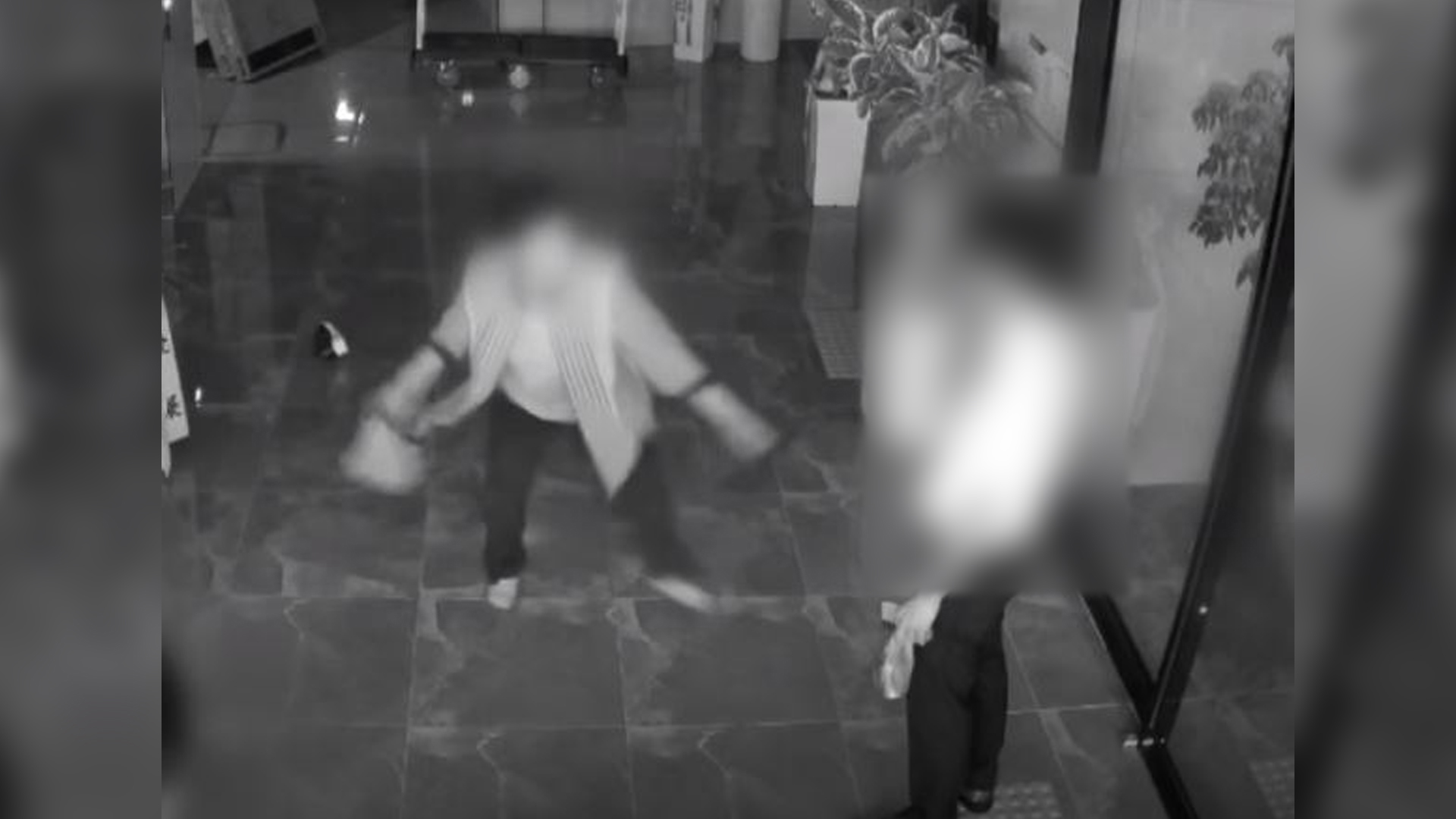 ‘신발 벗어 직원 때린 조합장’.. 해임안 투표 '부결'