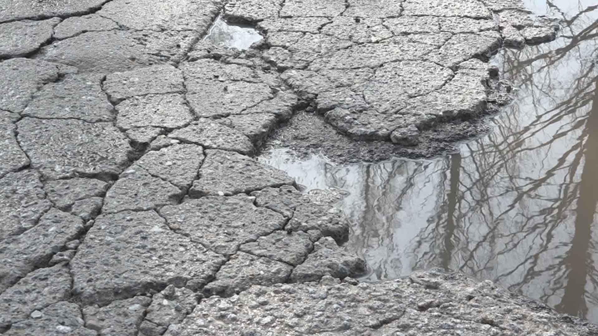 군산 지역 포트홀 3천 건.. 전년 대비 2배