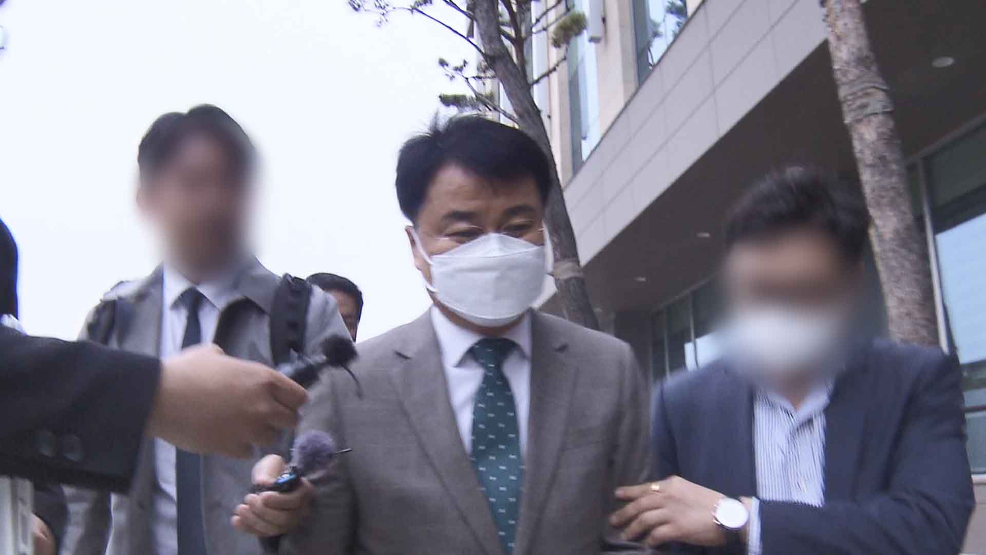 '서거석 재판 허위 증언' 이귀재 교수 1심서 징역 10개월