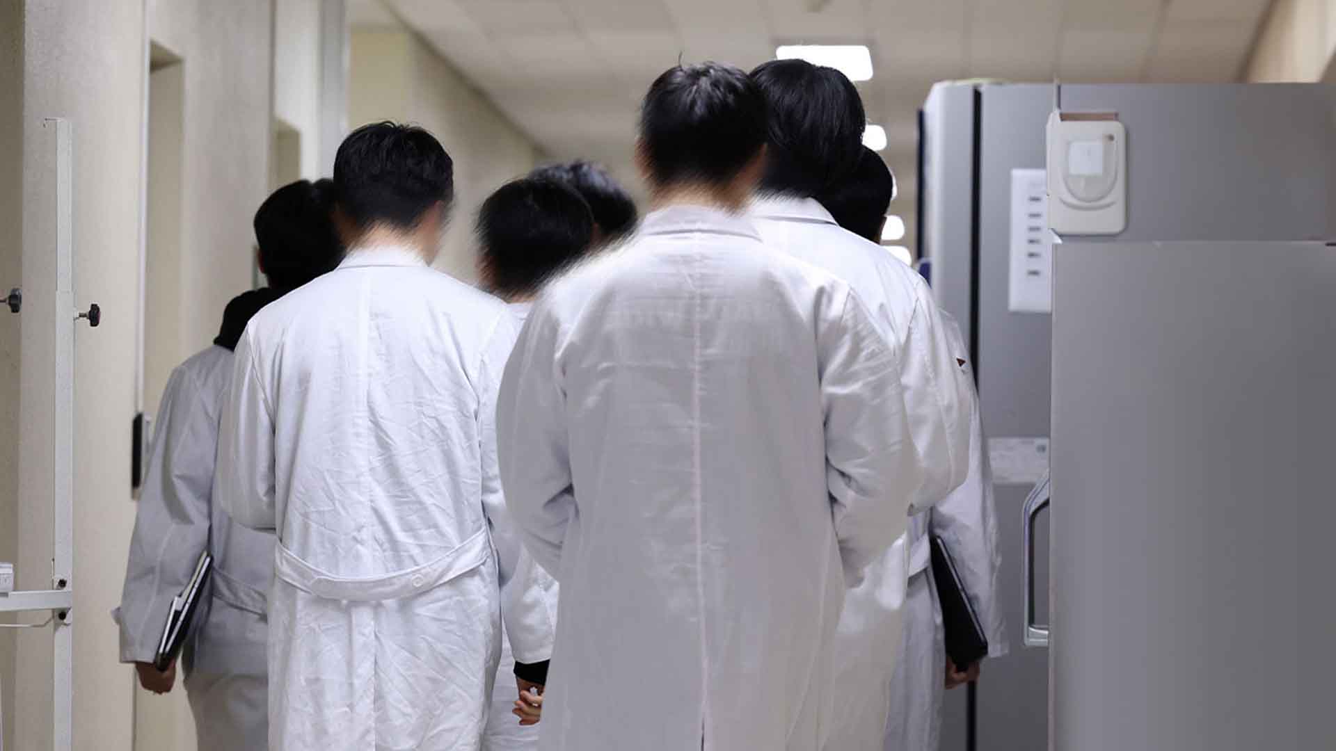 세브란스병원 무기한 휴진 돌입..응급실 등 '필수' 의료만 유지