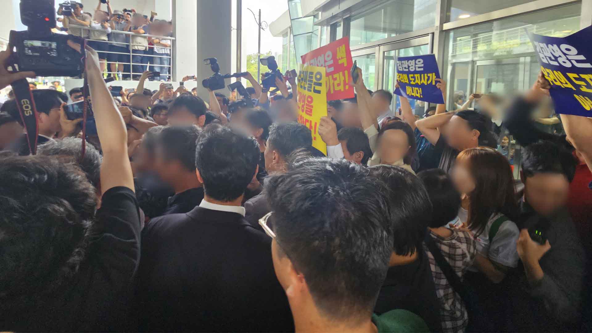 김관영 지사 완주군에서 문전박대..주민들, 