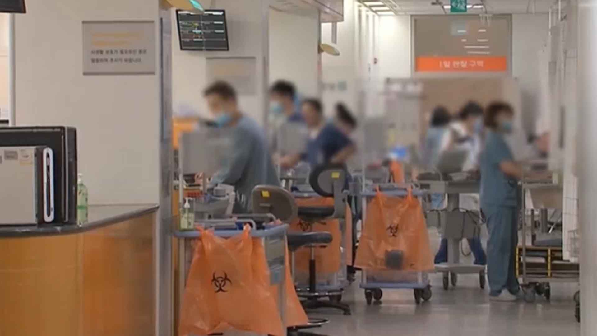 코로나19 환자, 다음주 35만 명 전망..작년 최고유행 수준 예고