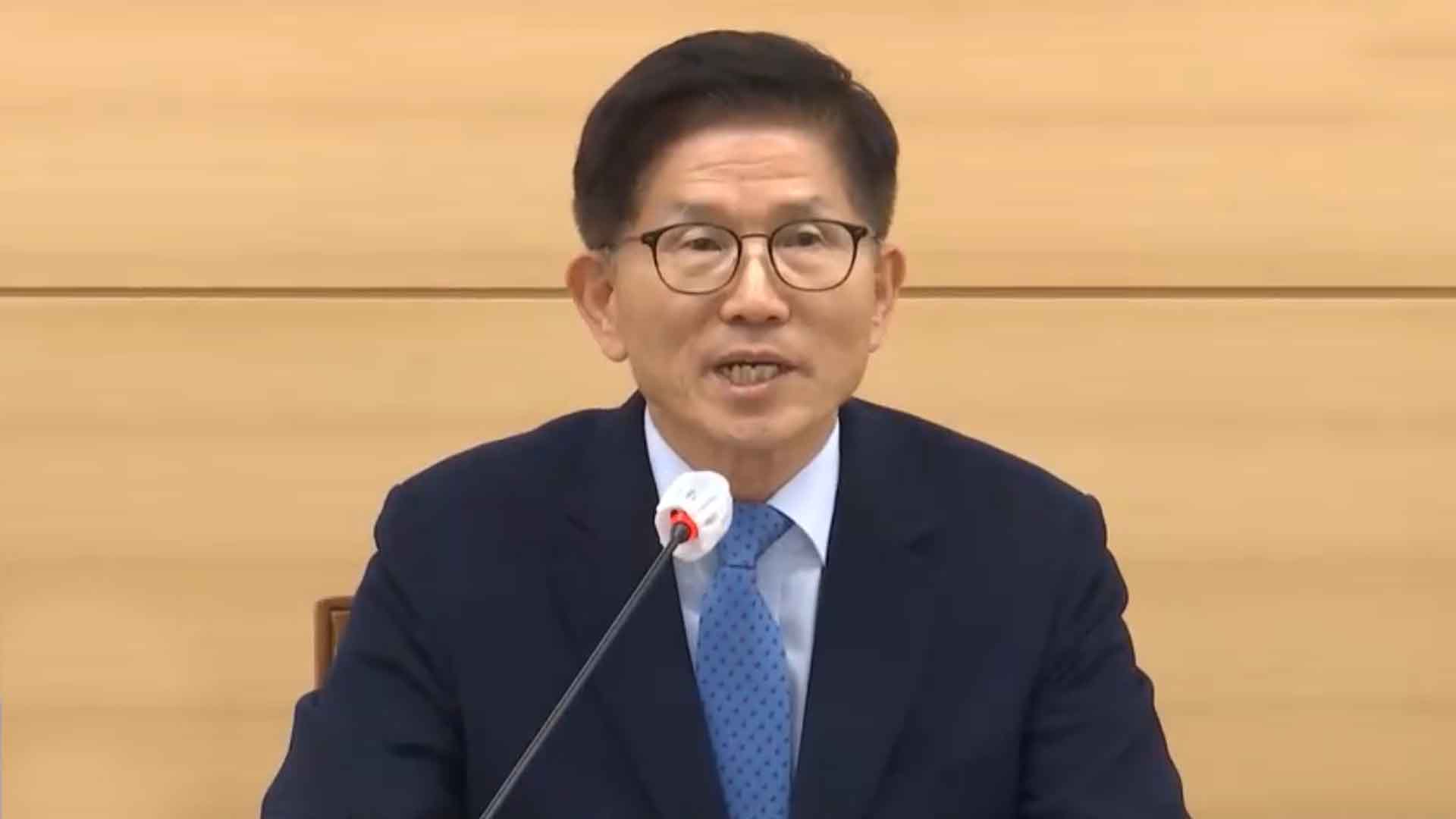 '코로나 예배 강행' 김문수, 항소심서 유죄