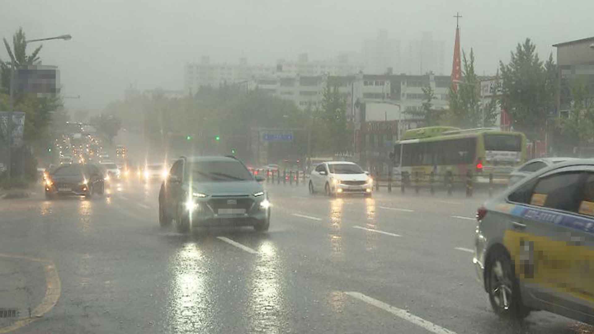 전북 14개 시군 호우특보.. 완주 시간당 55.2mm 폭우