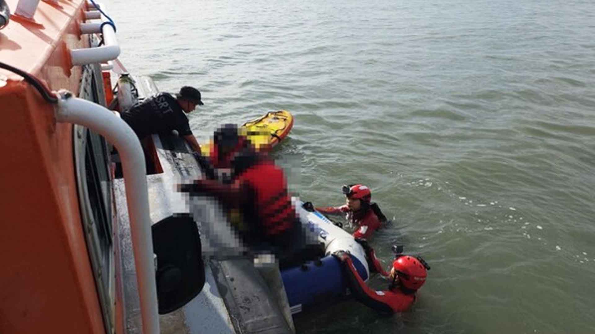 밀물에 낚시객 고립.. 부안, 고창에서 해경에 구조
