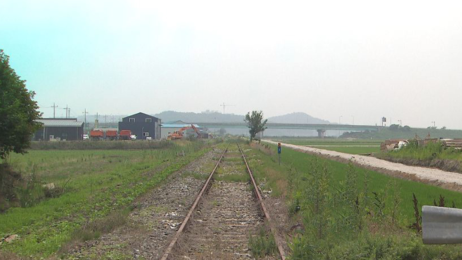 군산 폐철도 활용 철길 숲..일부 연말 준공