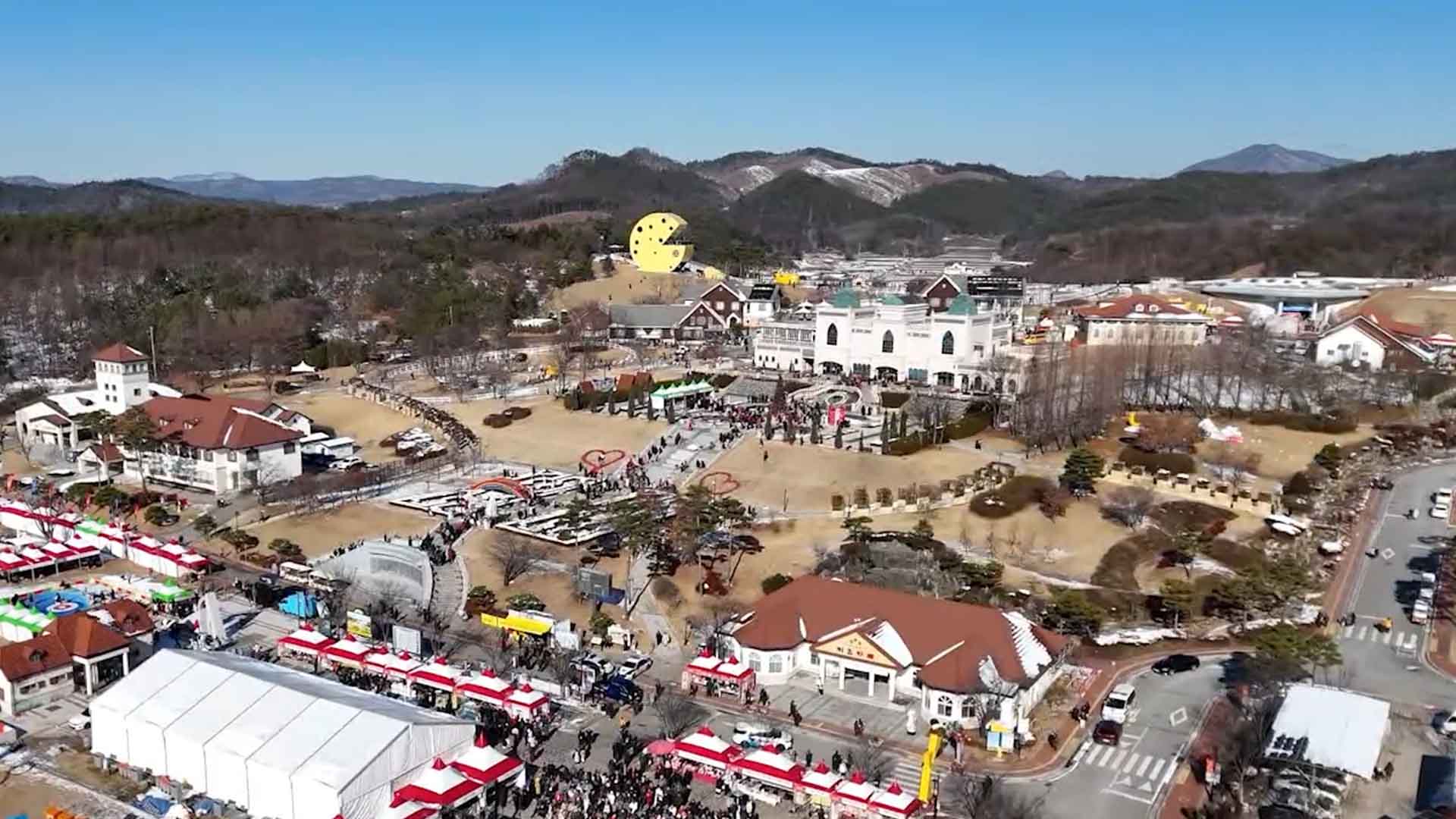 '산타축제' 방문객 맞이 한창 [글로컬 전북-임실·진안·남원·장수]