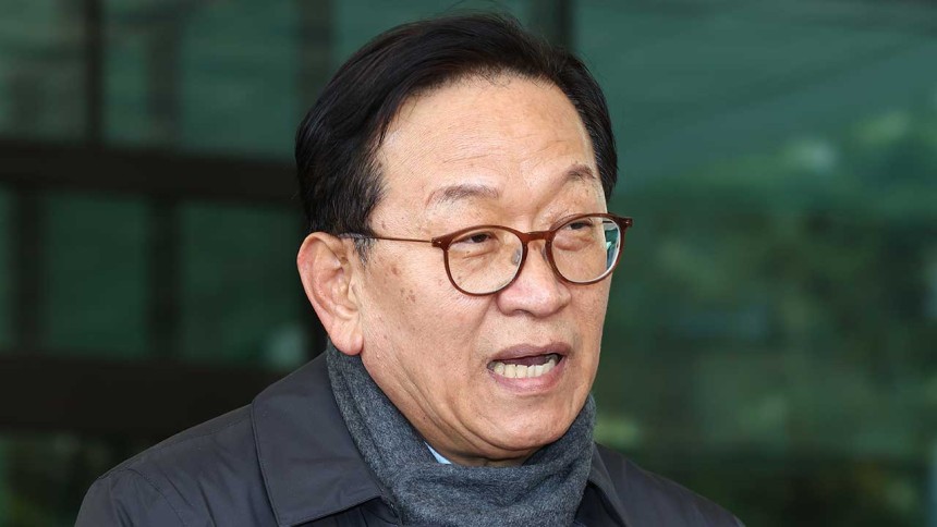尹 측 
