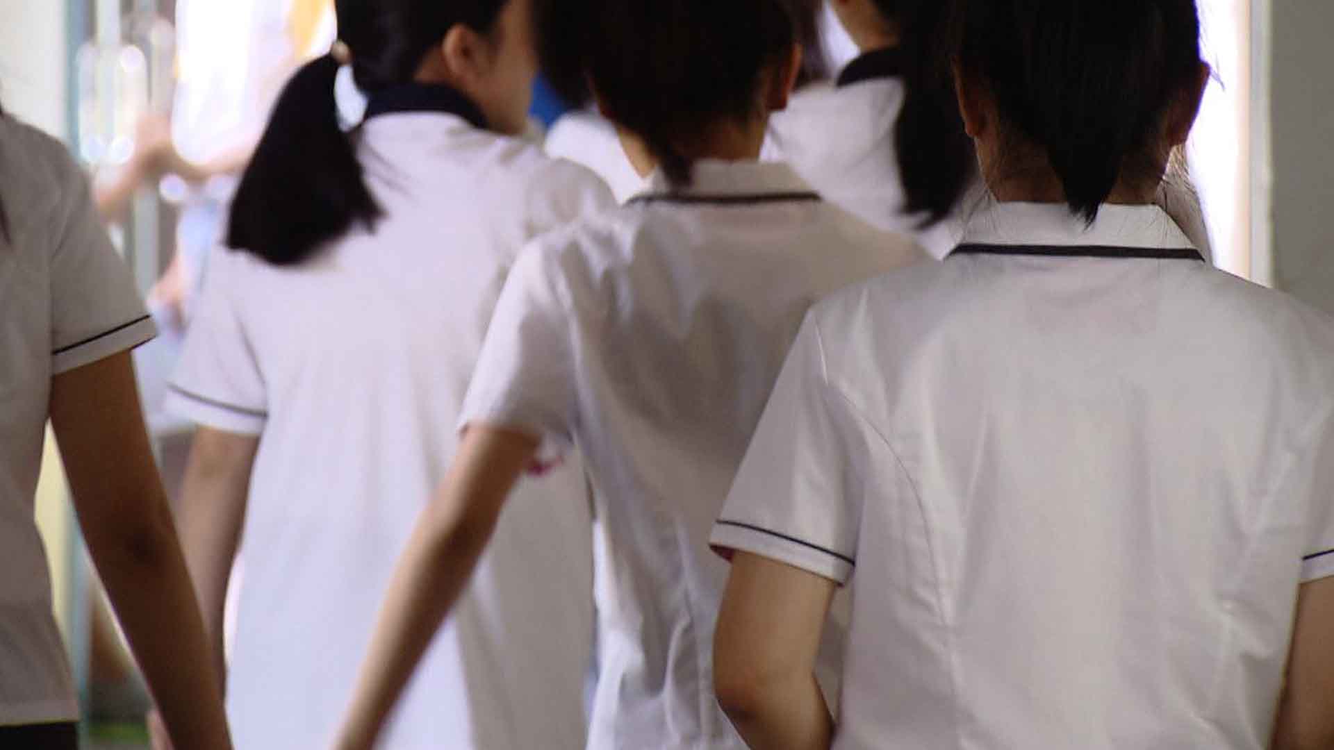 중·고생 교복 구입비 지원, 6년만에 13% 인상
