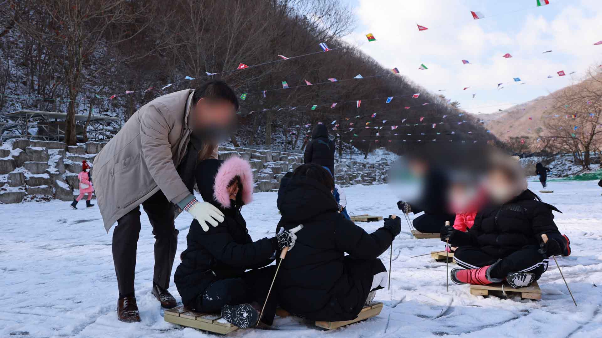 진안군 '학동마을 얼음썰매장' 개장