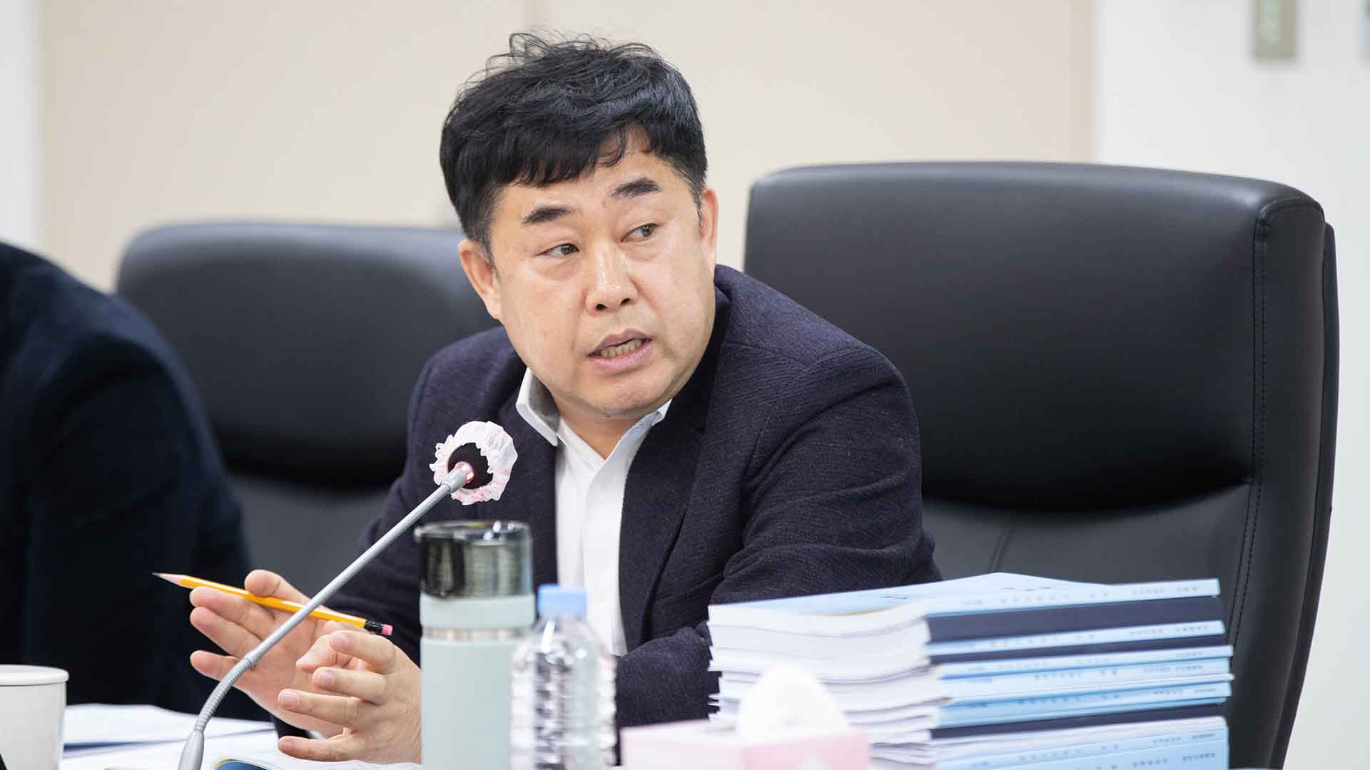 '연령 차별 없는' 암 환자 가발 구입비 지원 조례안 상임위 통과