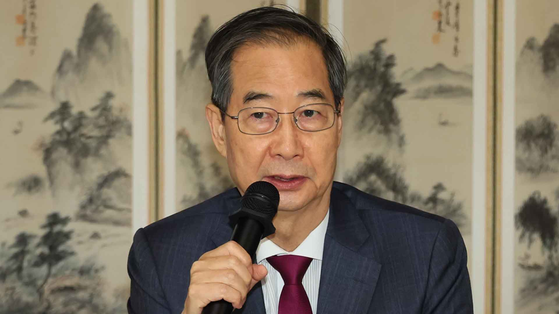 한덕수 ‘잘하고 있다’ 41% ‘잘못하고 있다’ 50% [한국갤럽]