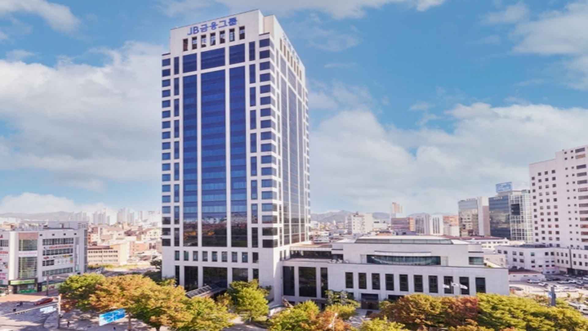 JB금융그룹 임직원들, 자사주 매입 나서