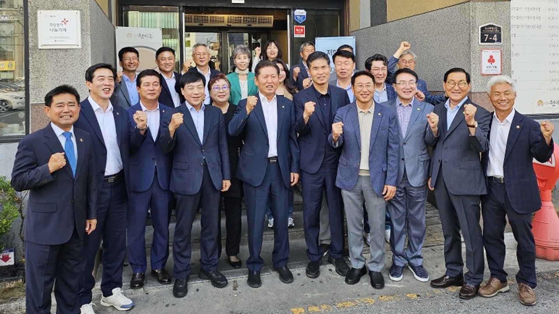 당권 도전 정청래 의원 전북 방문.. 지역 현안 청취