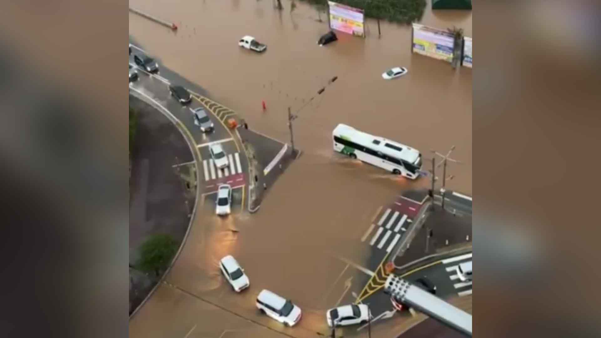 충남 서산 419.5㎜ '물폭탄'.. 전국 대부분 '강한 비'