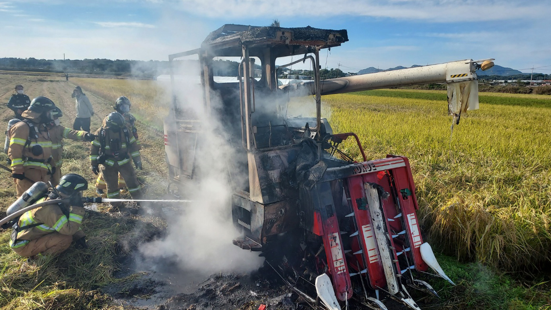 수확기 농기계 화재 잦아.. 철저한 점검 당부