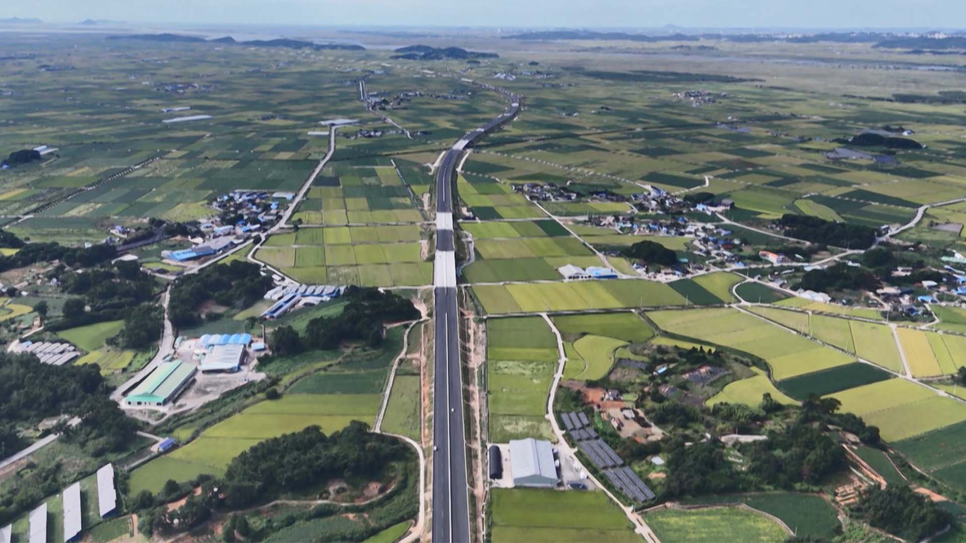 새만금-전주고속도로 55㎞ 개통.. 오늘 오전 통행 시작