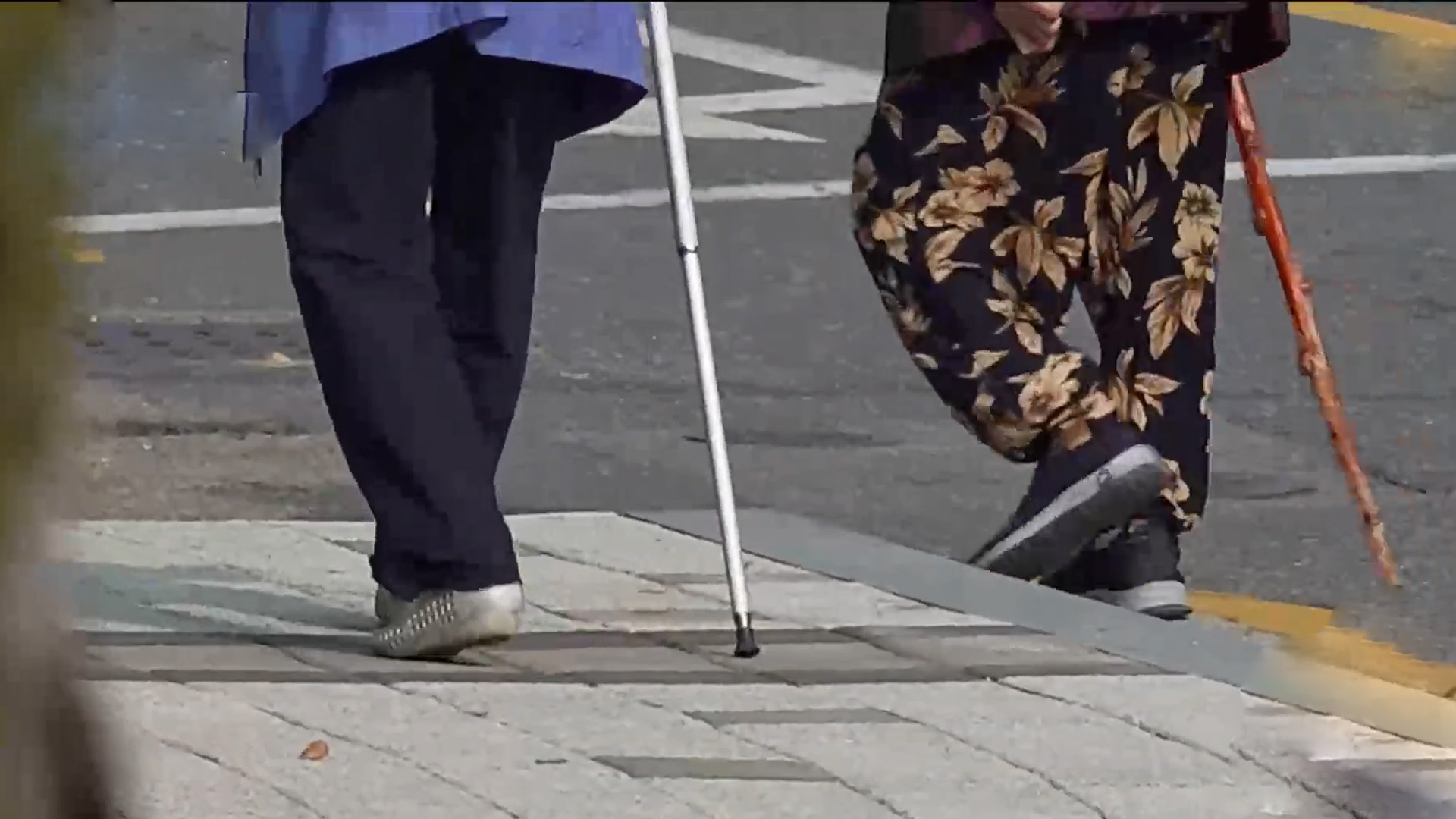 저소득층 근로소득 5년 만에 감소.. 양극화 심화