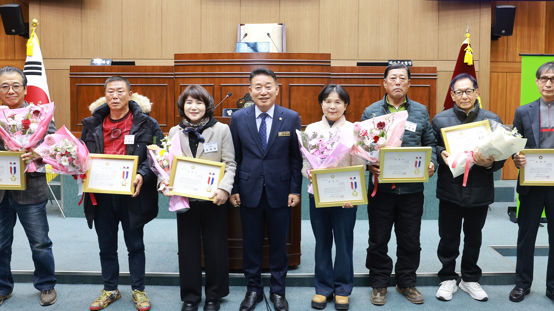 부안군의회, 연말 의정발전 유공자 표창 수여