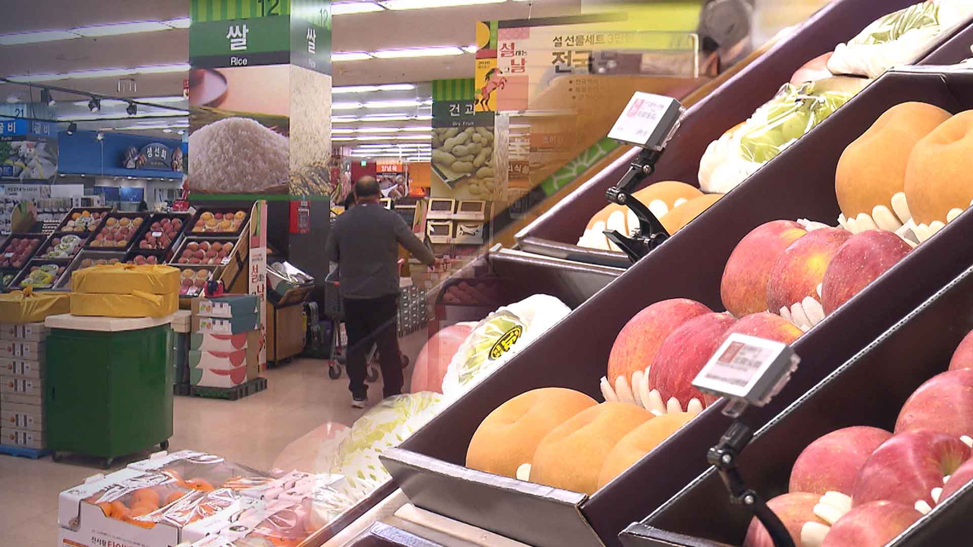 '과대포장 줄었다지만..' 며칠새 수천 톤, 쓰레기 몸살 '여전'