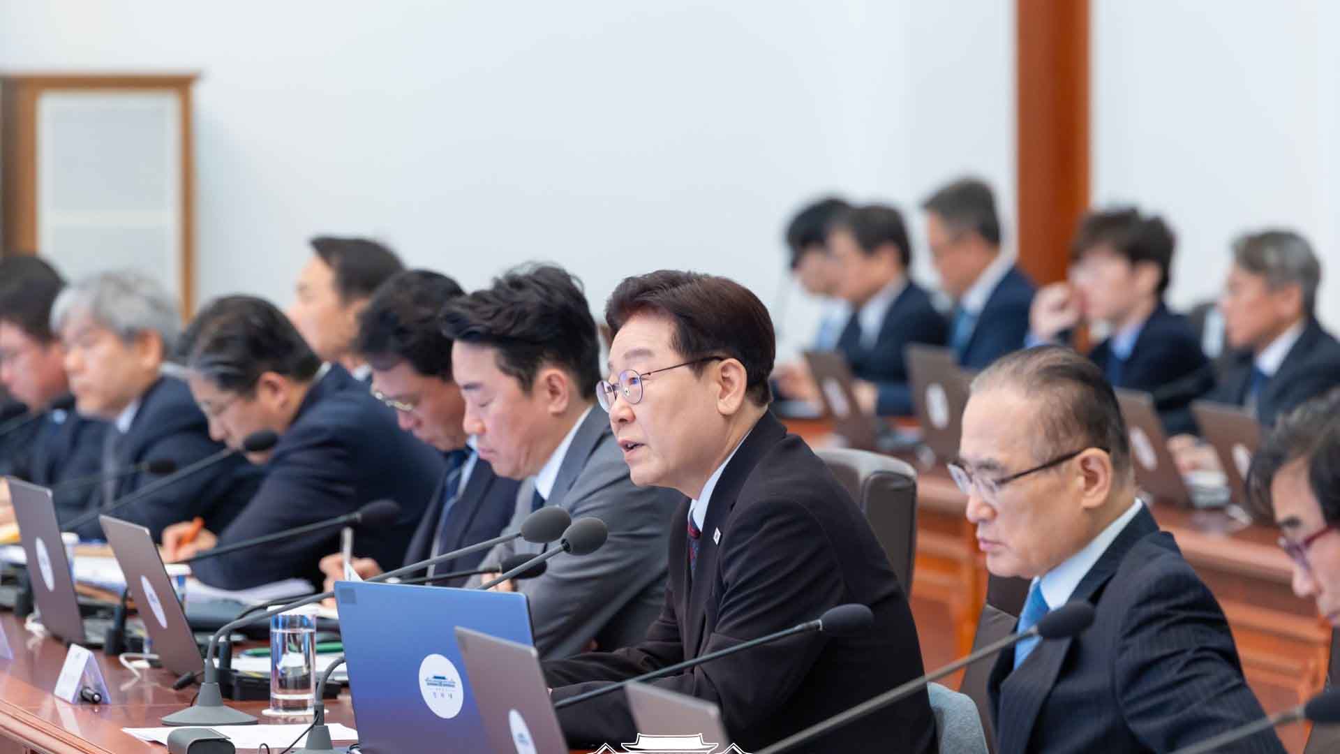 이 대통령 국정수행 긍정 평가 66%.. 지난주 대비 1%p↓