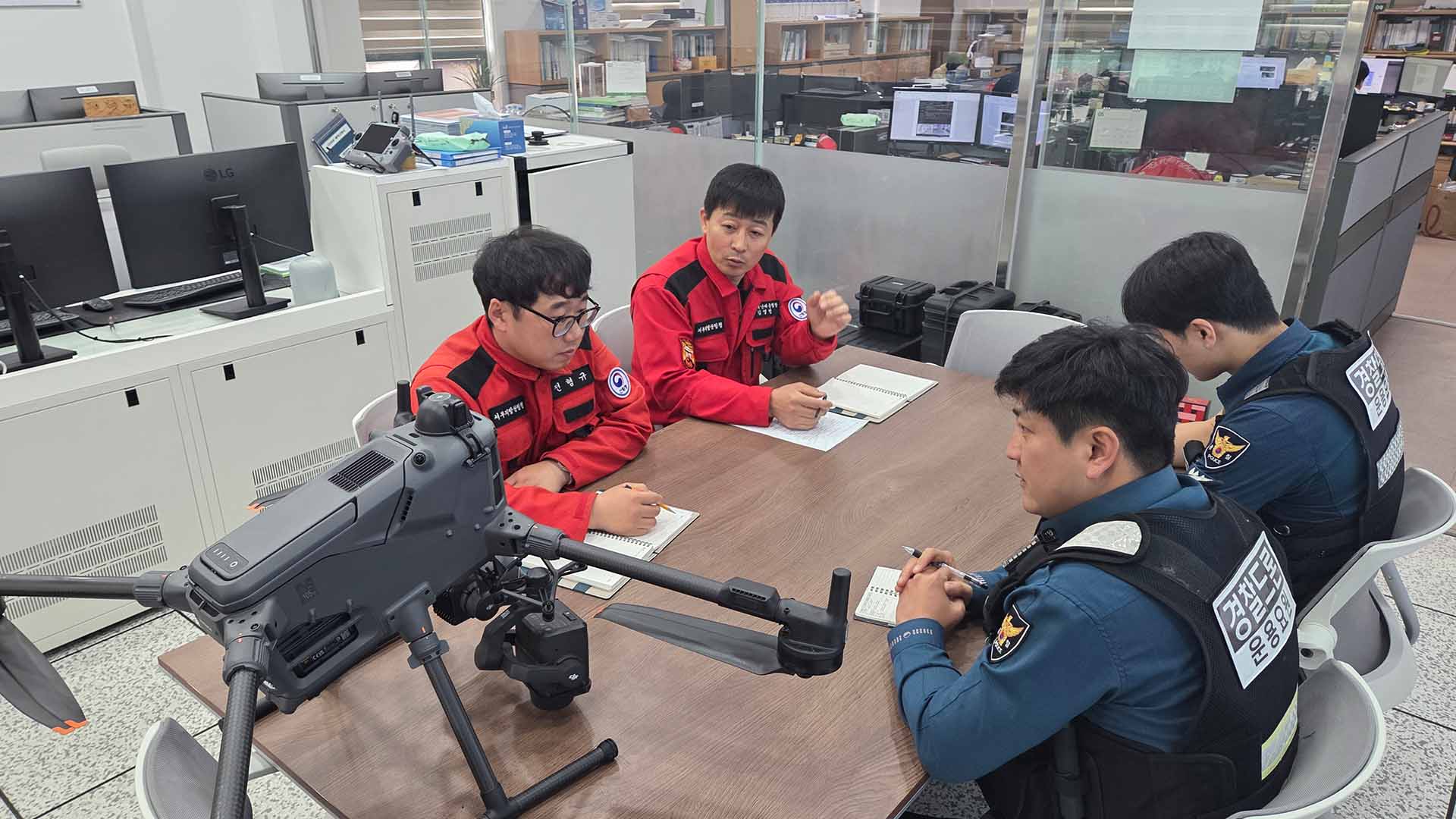 임산물 불법 채취 '드론 단속'.. 산불 예방 계도에도 활용