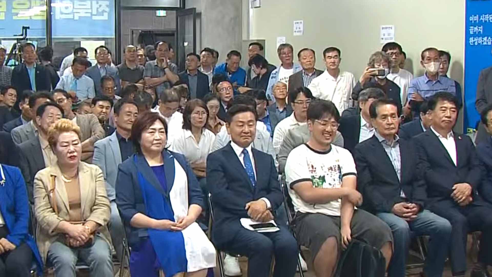 출구조사 접전 무소속 김관영, 현재 표정은?