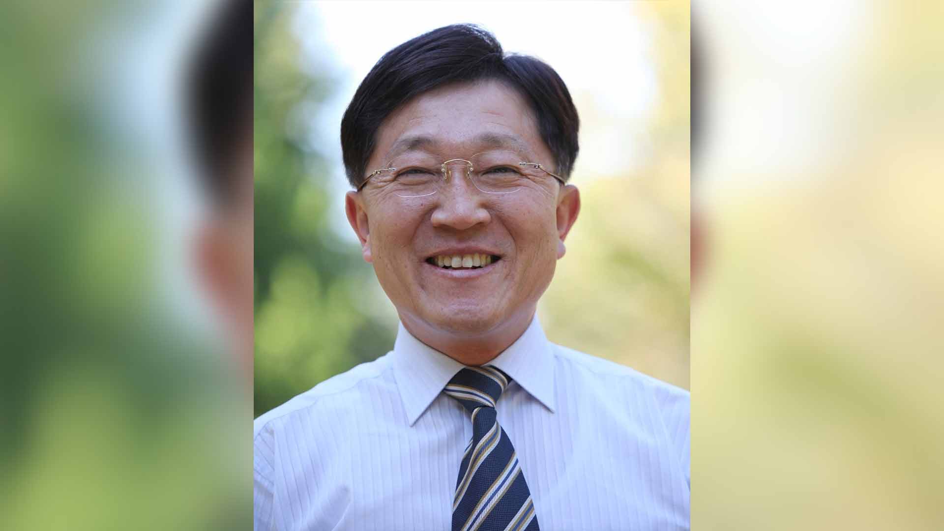 이원택 도지사직 인수위원장, 신형식 전 한국기초과학지원연구원장