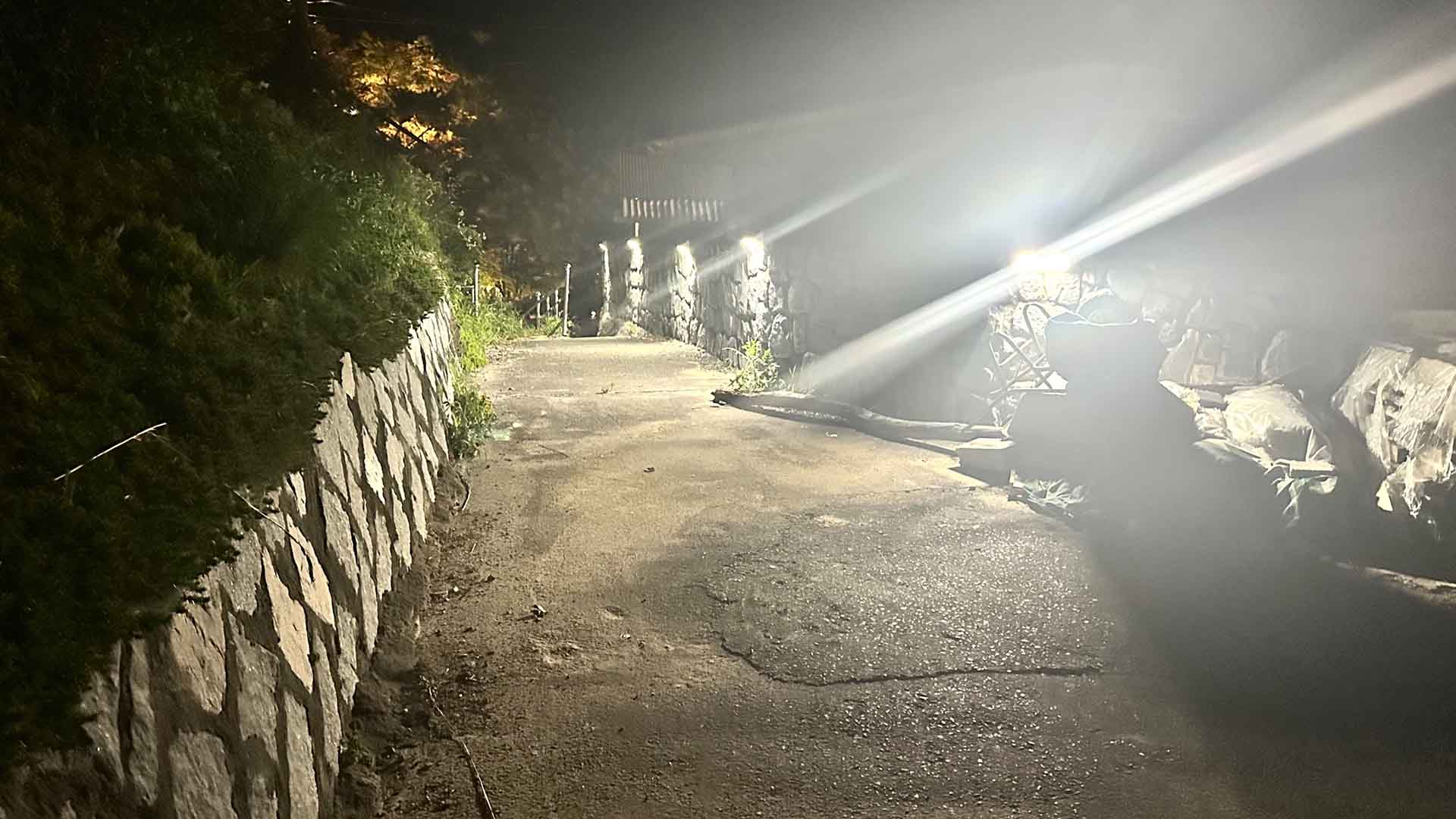 농촌 골목길 등 전력 공급 어려운 지역에 '스마트 보안등' 도입