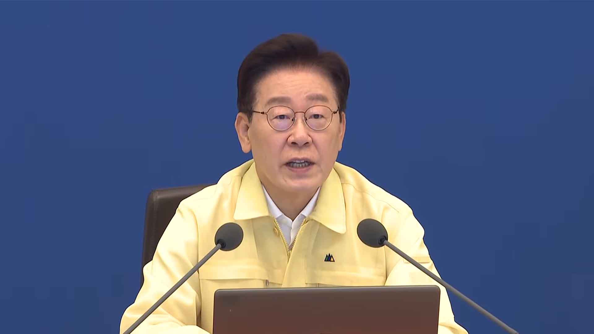 李 대통령 지지율, 취임 후 최저치 42% [갤럽]