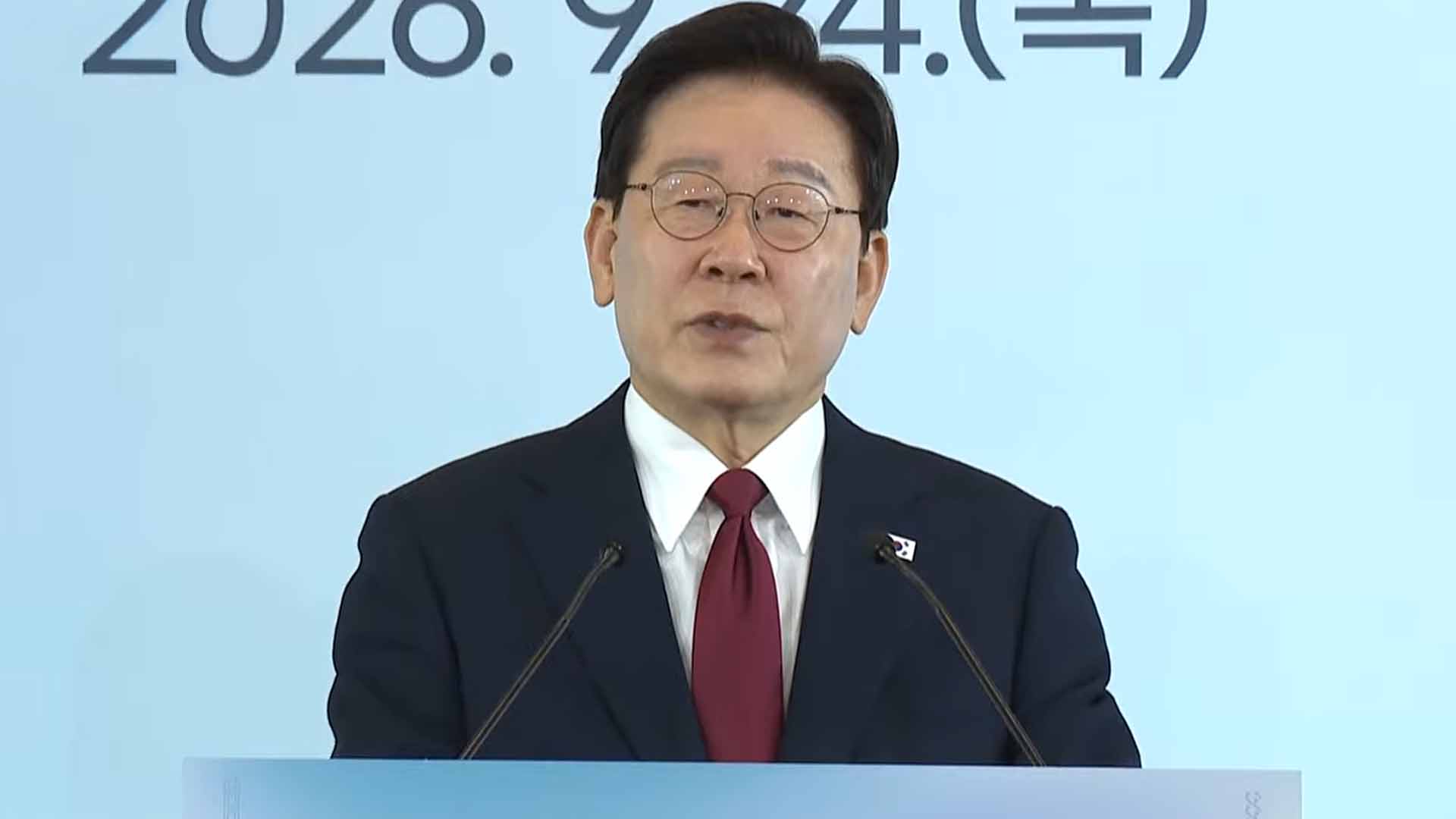 李 대통령 지지도 37.9%.. 2주 연속 상승 [리얼미터]